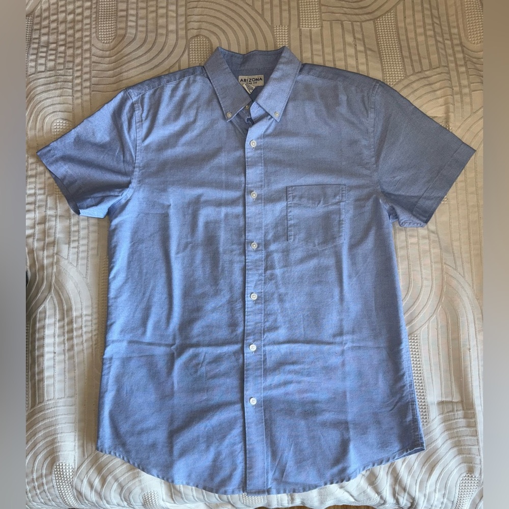 Arizona Jean Company Light Blue Casual Button-Down Shirt